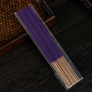 Incenso artesanal de lavanda em varetas aromáticas com 50 unidades para aromaterapia, meditação, yoga e relaxamento.