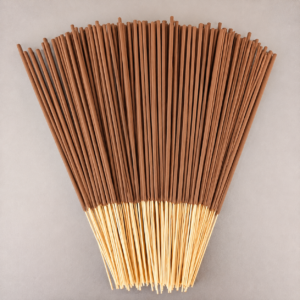 Incenso artesanal aroma de café em varetas aromáticas com 50 unidades para aromaterapia, meditação e relaxamento.