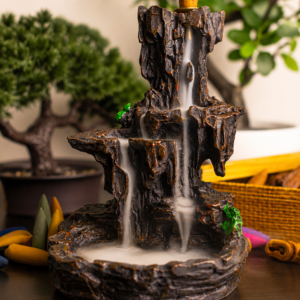 Incensário Cascata Paisagem Montanhosa para aromaterapia, meditação e decoração zen